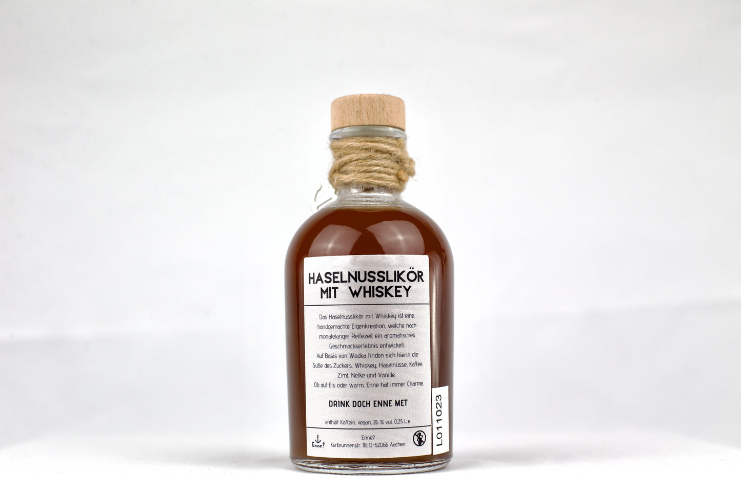 Haselnuss-Whisky Likör – Handgemachter Genuss mit aachener Herz –